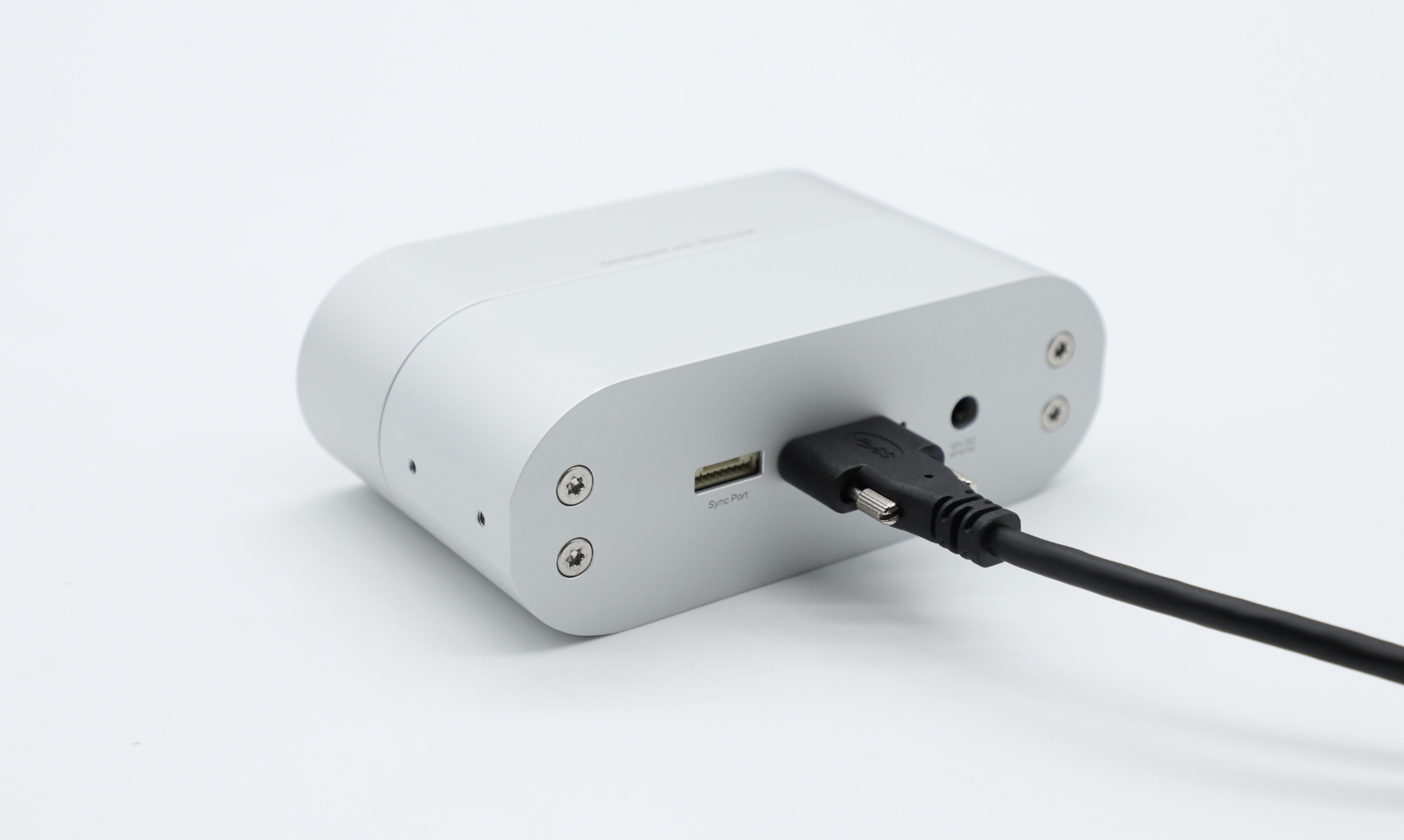 Femto Bolt采用USB-C接口進(jìn)行供電和傳輸。.png
